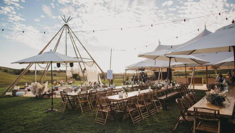 outdoor wedding venue byron bay region