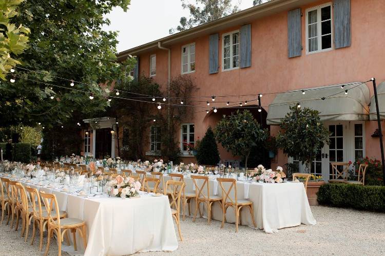 Outdoor wedding reception styled by Honey Lane Events at Redleaf Wollombi