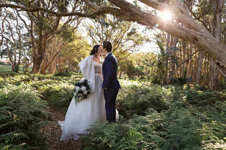 Amazing Wollongong wedding photography by Love Is Light