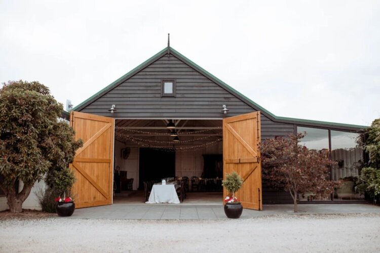 Barn wedding venue at Homestead Park