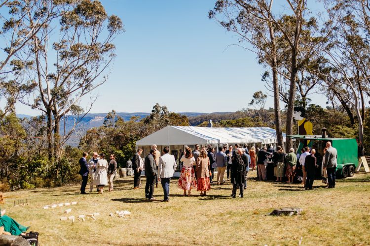 Food truck catered wedding venue overlooking the Jamison Valley NSW