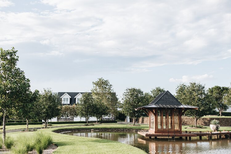 Gay friendly wedding venue at the luxurious Linnaeus Farm in Berry