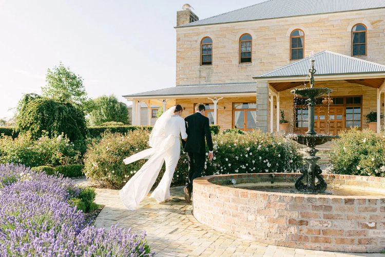 Micro wedding venue at a mansion in Goulburn NSW