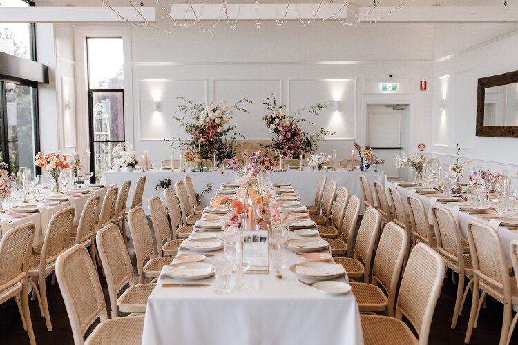 Modern wedding barn with water views in the Byron Bay Hinterland