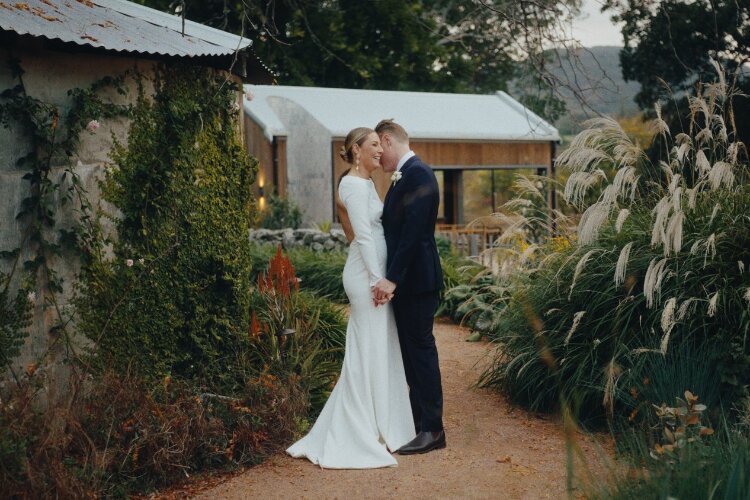 Wedding video with Bride & Groom in a Wollongong garden