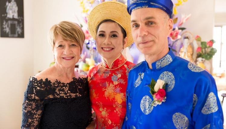 Marrickville Marriage Celebrant Pauline Fawkner