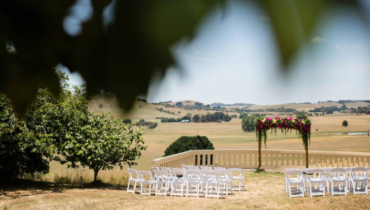 farm wedding venue hillview