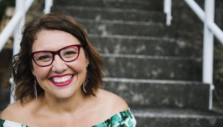 fun wedding celebrant anna bauer
