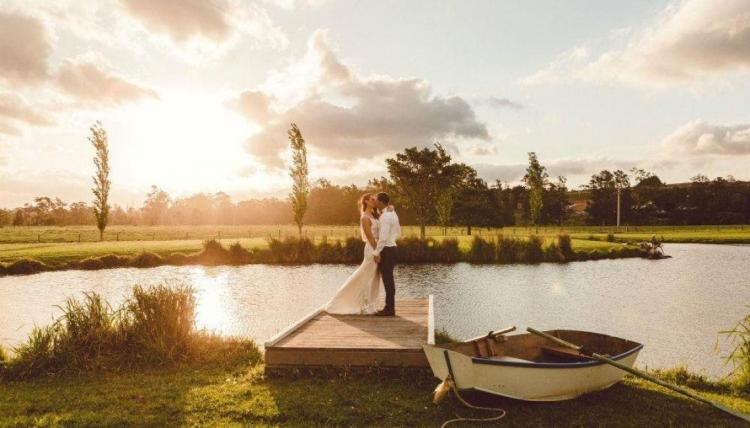 Willow Farm is one of the best farm wedding venues on the South Coast