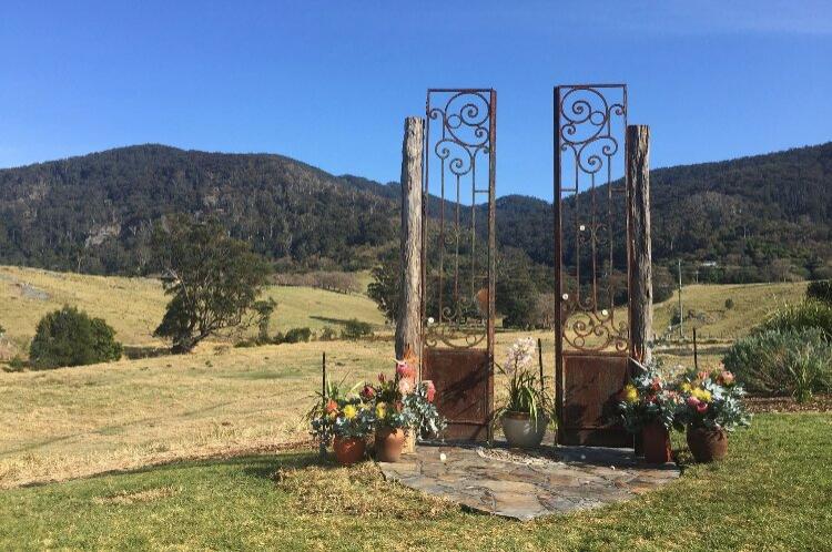 Mountain View Farm is a cheap wedding venue to hire on the NSW South Coast